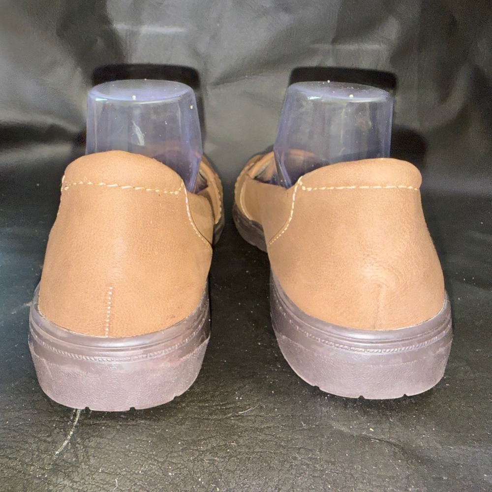 Clarks Collection Tan Slip On Loafers Womens Size 12 Ultimate Comfort Flats - Picture 4 of 8